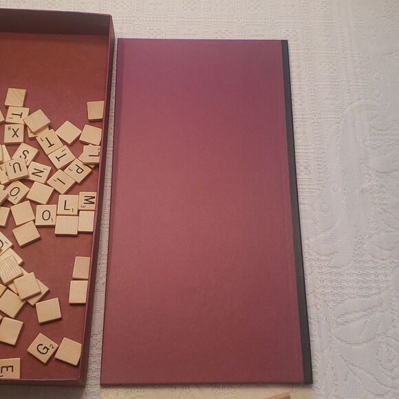 Vintage 1976 Selchow & Righter Scrabble Board Game - Picture 4 of 8
